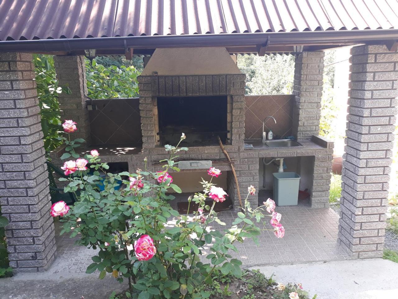 Котедж "Лісовий Затишок" Glubokoye Exterior foto